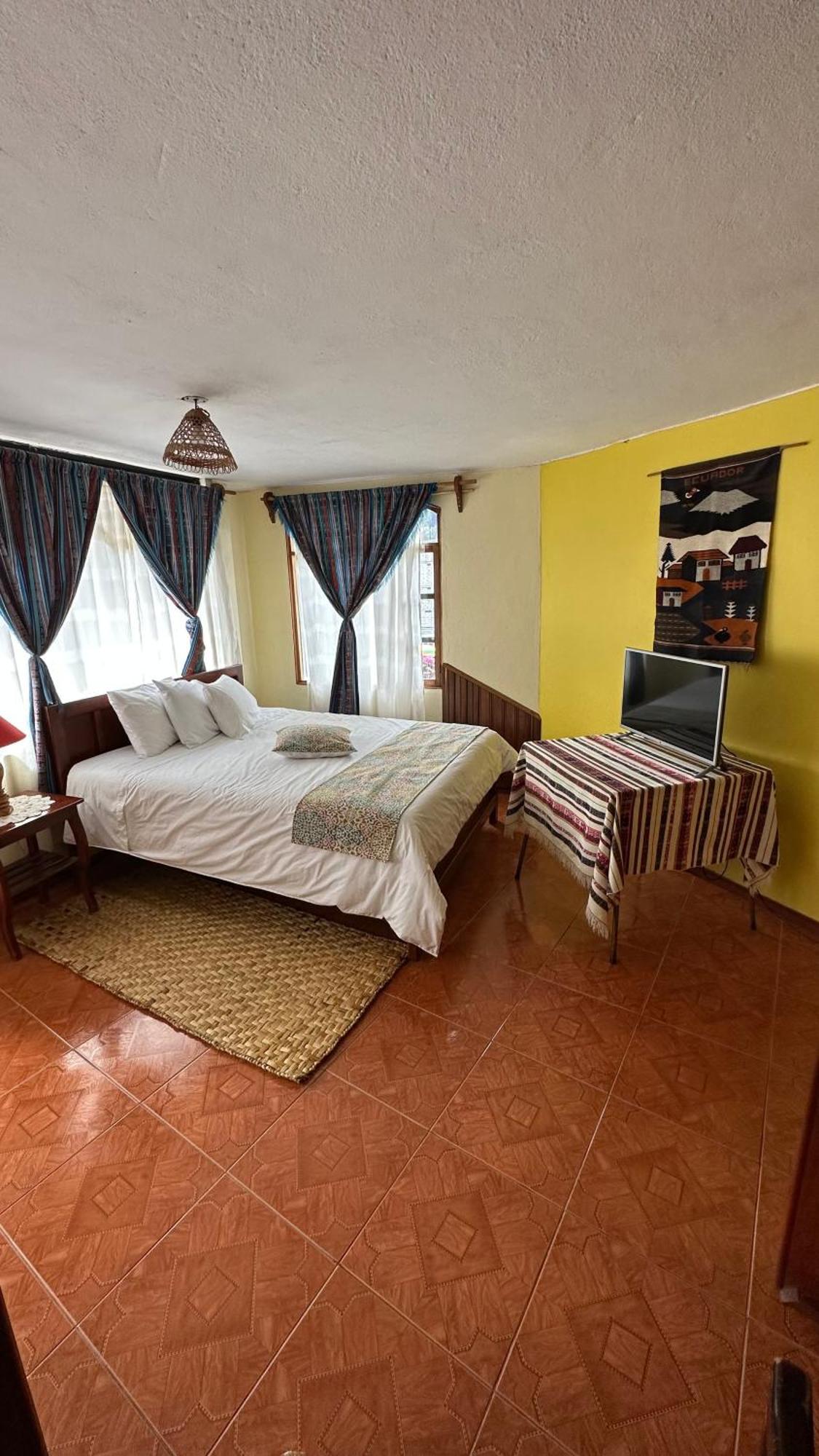 Hotel Donde Ivan Banos  Exterior photo